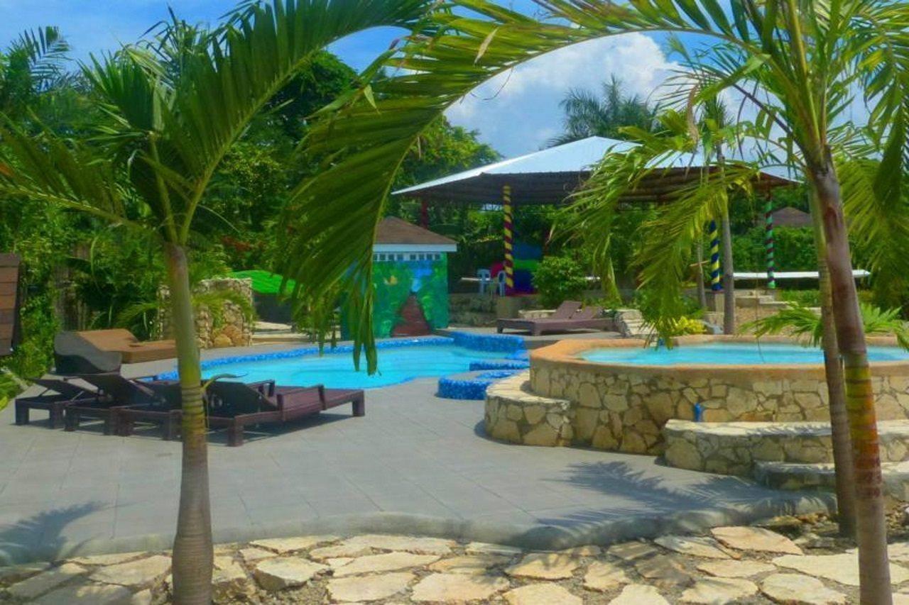 Alta Cebu Village Garden Resort Экстерьер фото